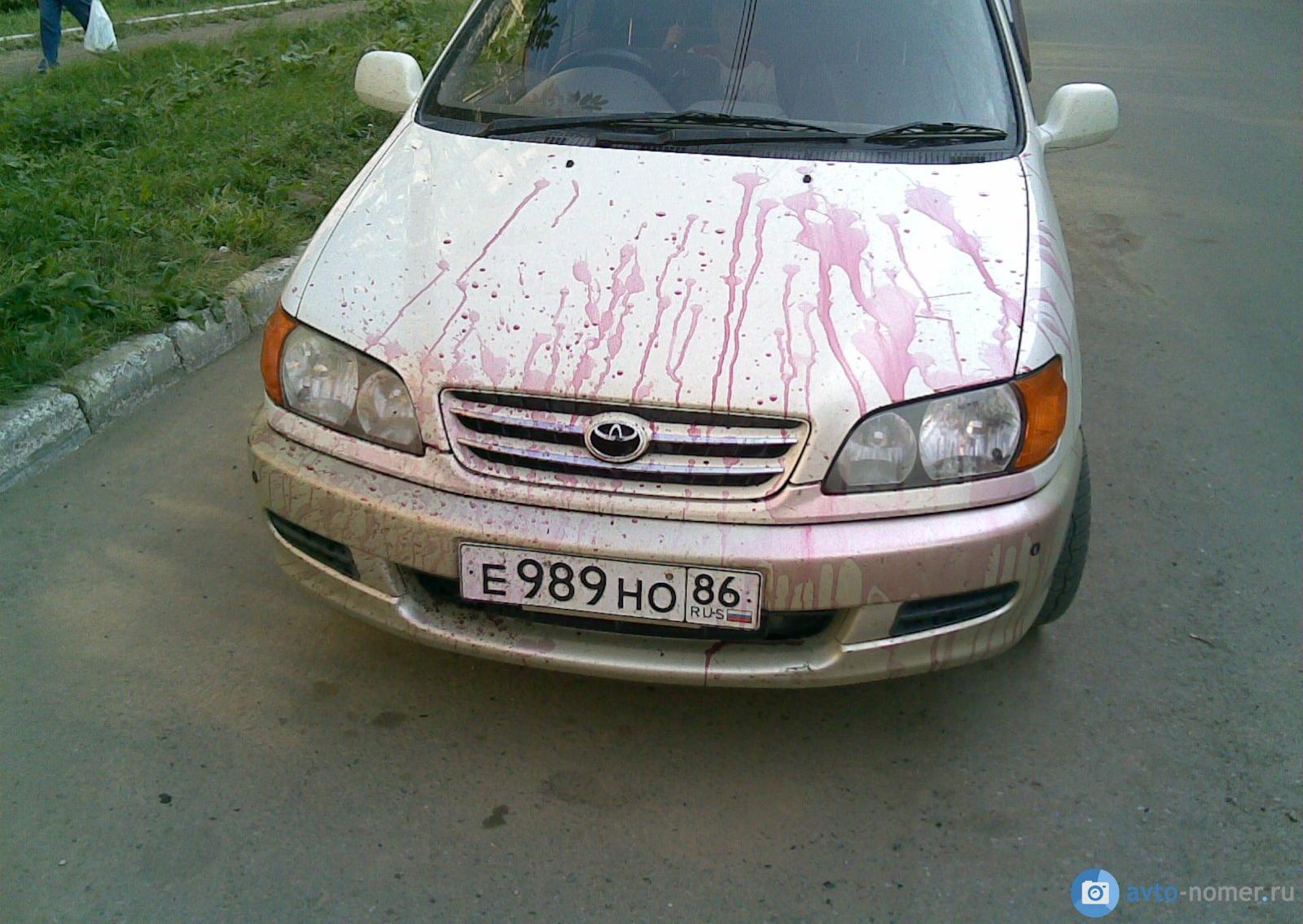 Автомобиль госномер Е989НО86