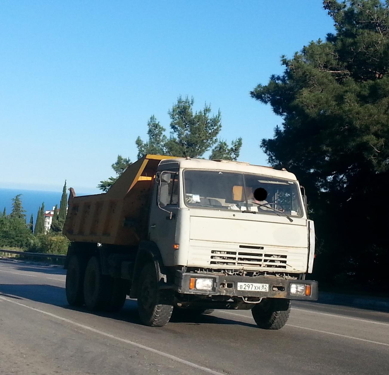Автомобиль госномер В297ХН82