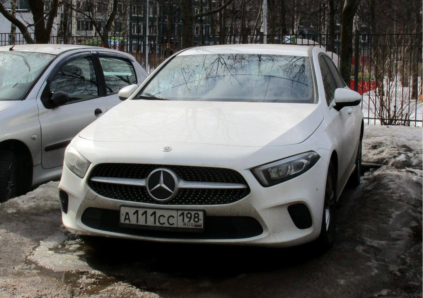 Автомобиль госномер А111СС198