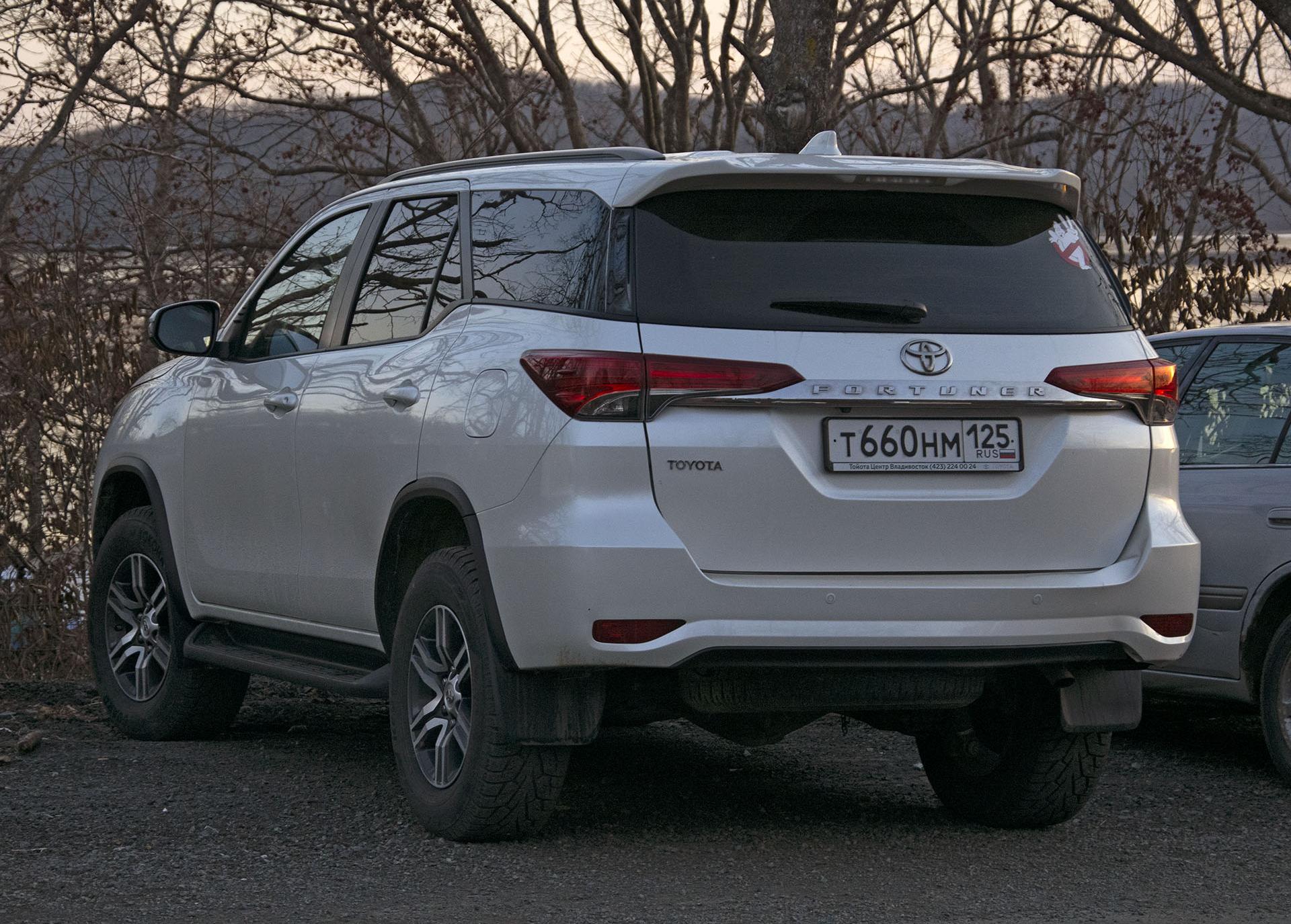 Автомобиль госномер Т660НМ125