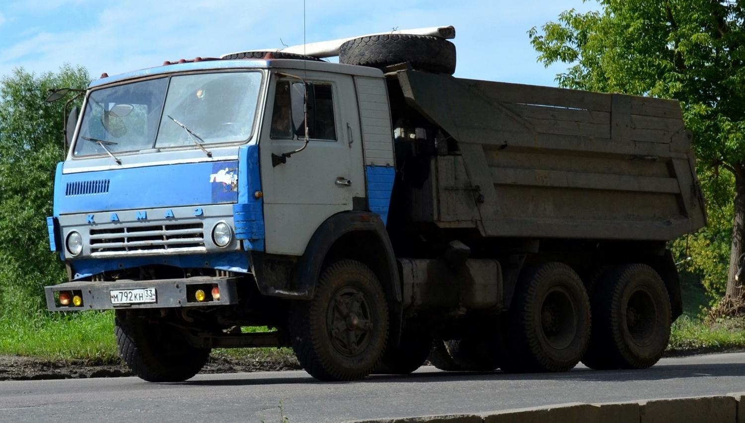 Автомобиль госномер М792КН33