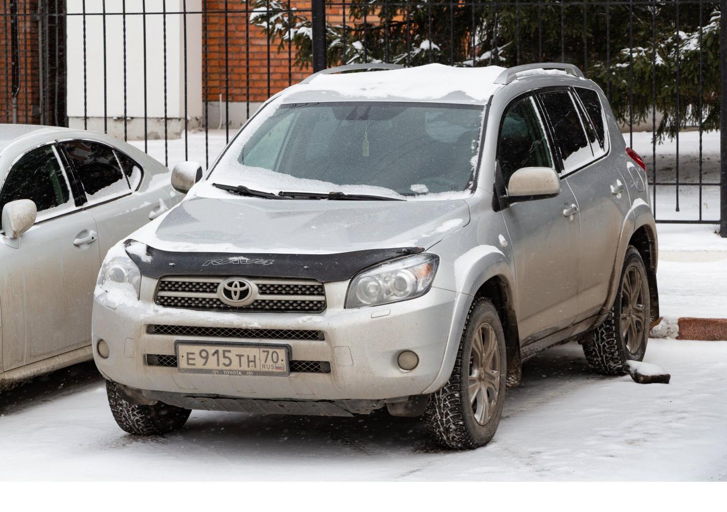 Автомобиль госномер Е915ТН70