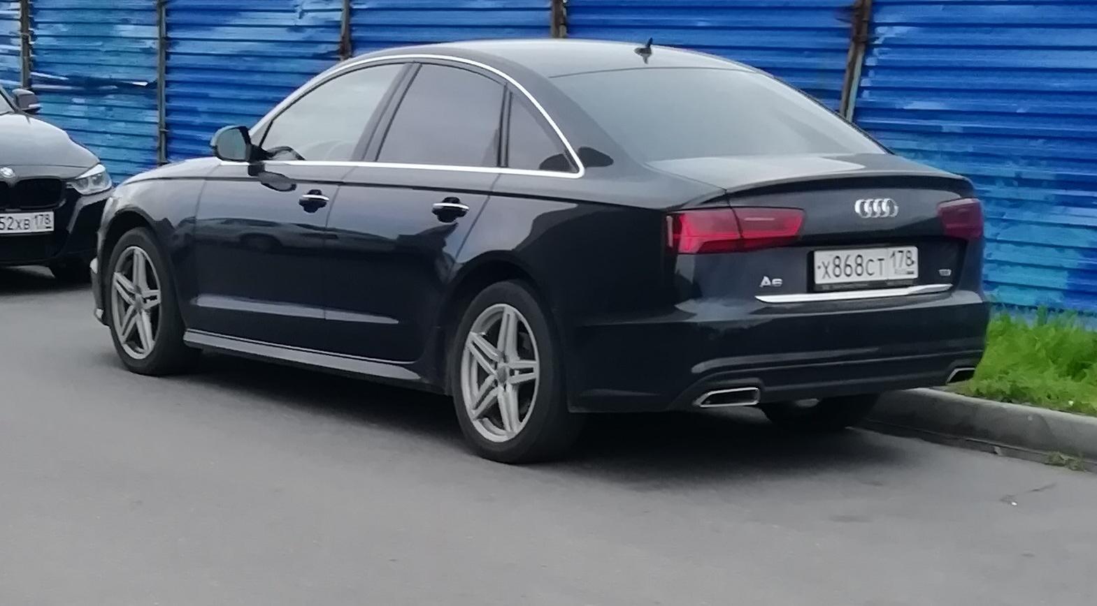 Автомобиль госномер Х868СТ178