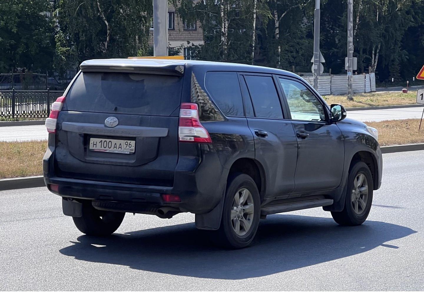 Автомобиль госномер Н100АА96