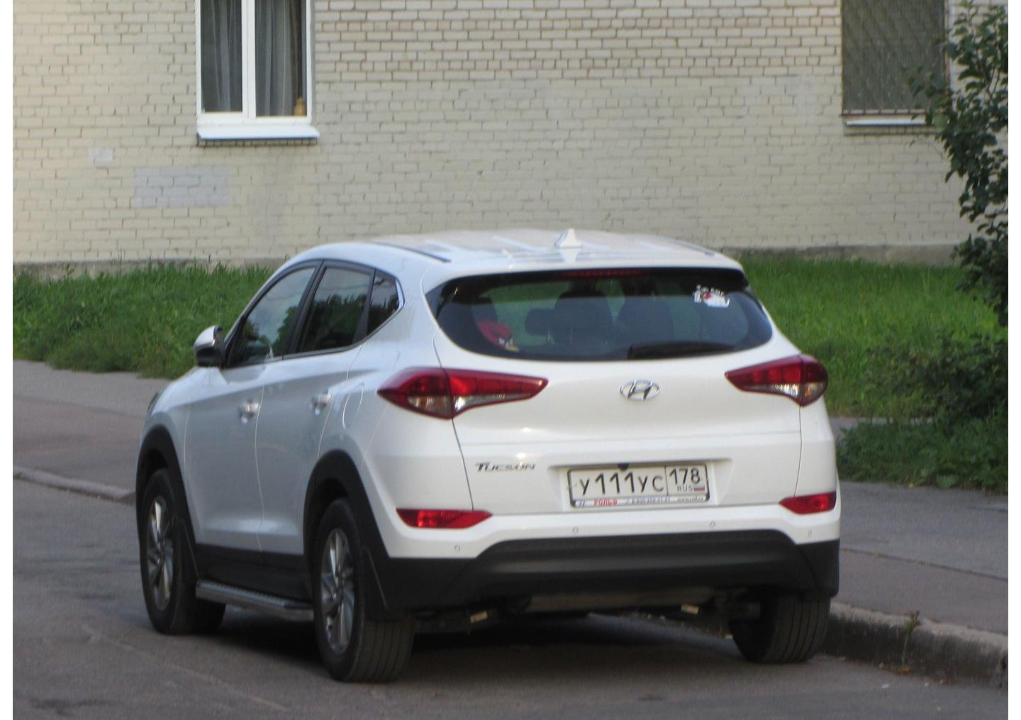 Автомобиль госномер У111УС178