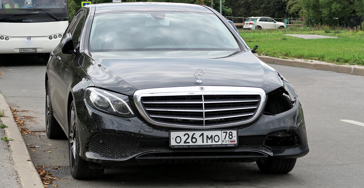 Автомобиль госномер О261МО78