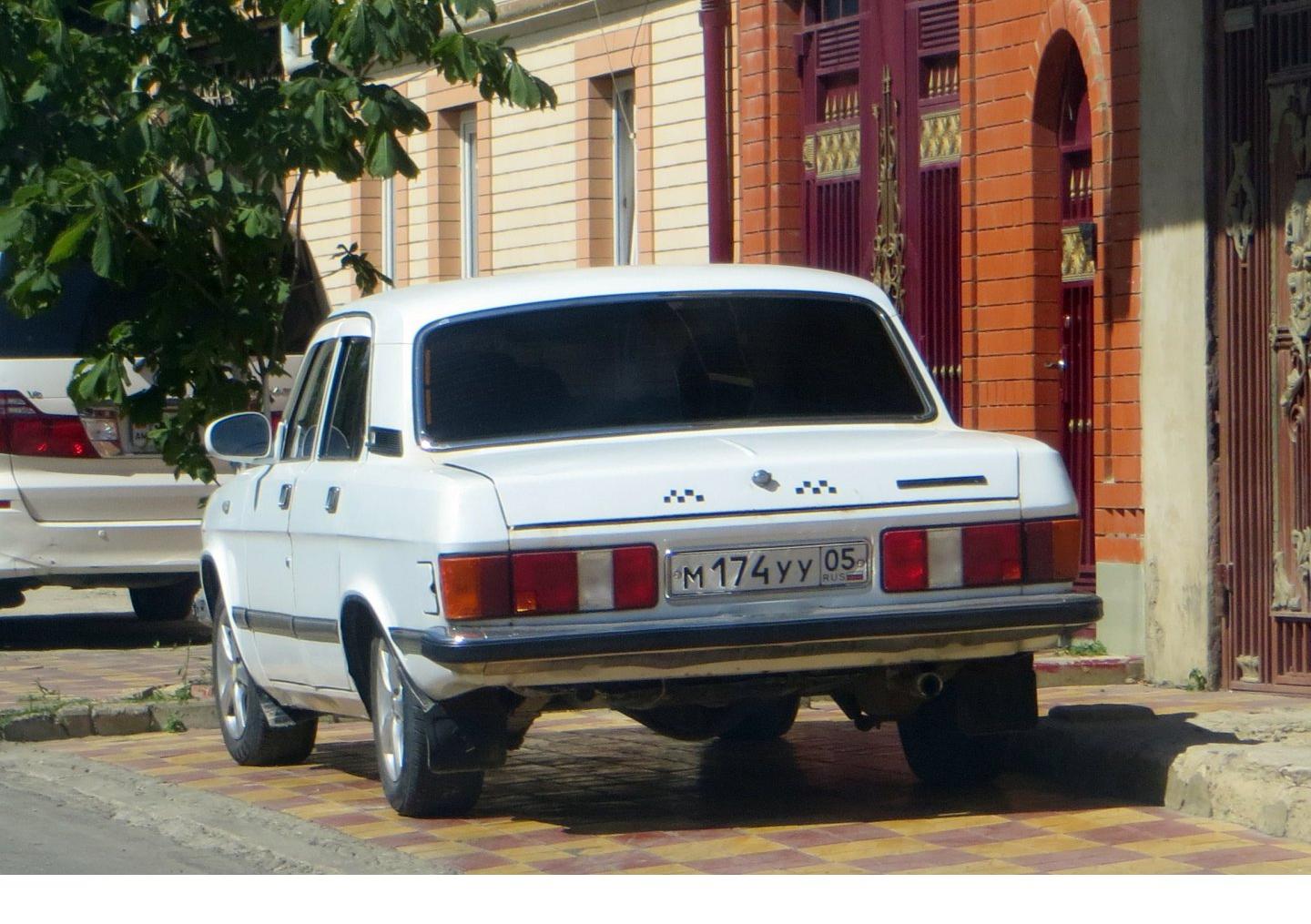 Автомобиль госномер М174УУ05