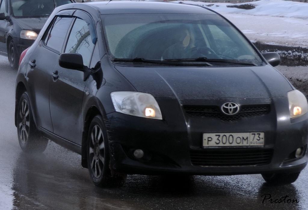 Автомобиль госномер Р300ОМ73