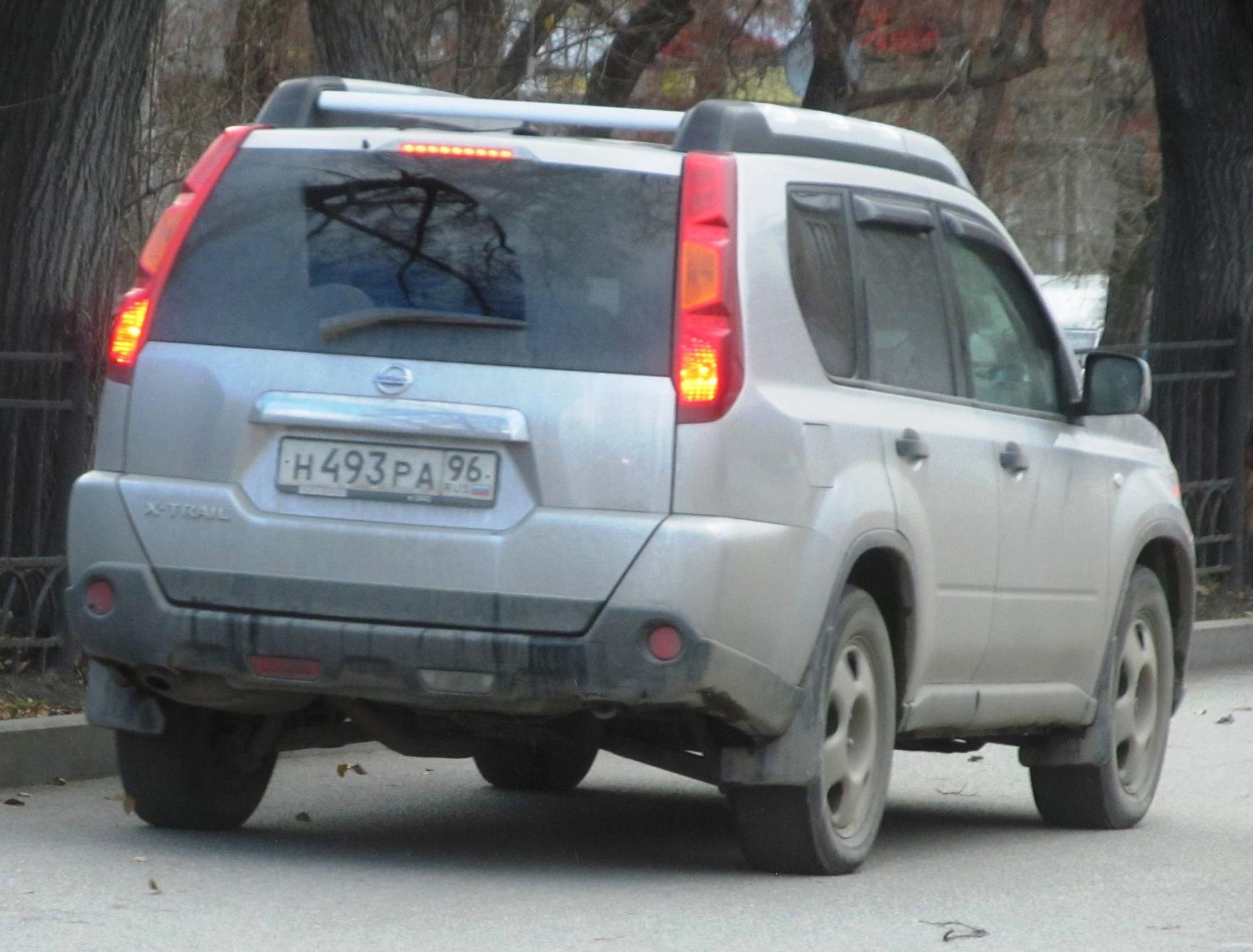 Автомобиль госномер Н493РА96