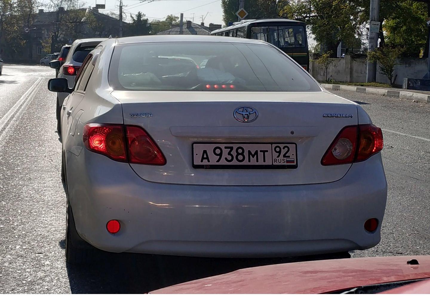Автомобиль госномер А938МТ92