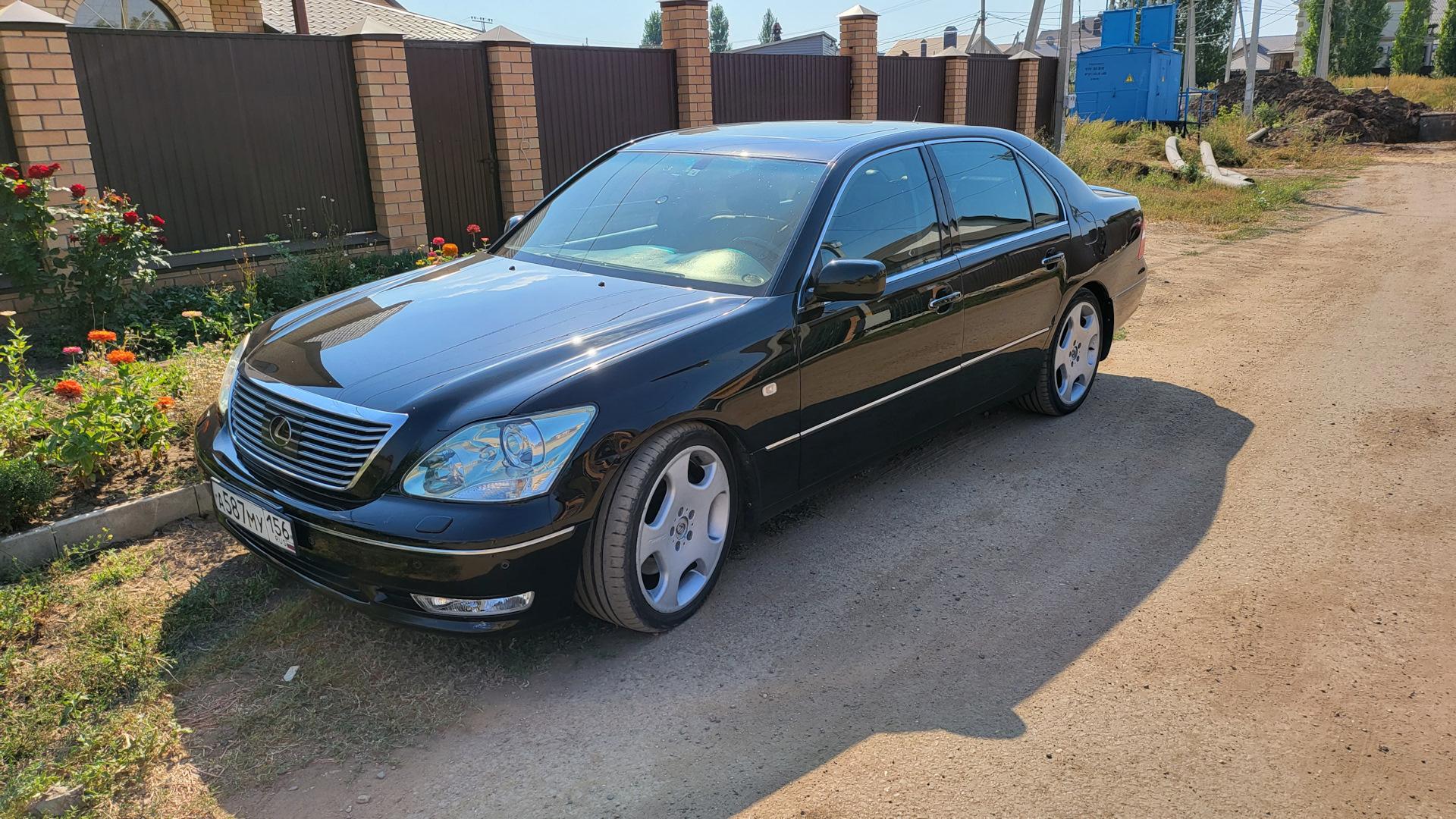 Автомобиль госномер А587МУ156