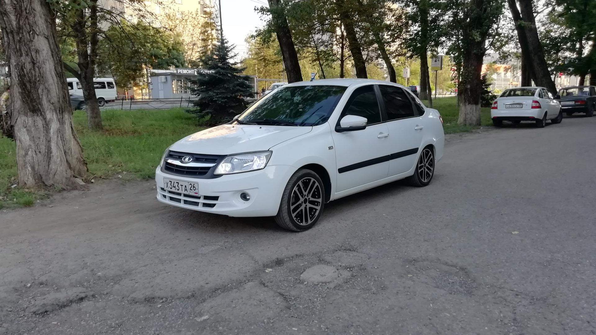Автомобиль госномер Х343ТА26