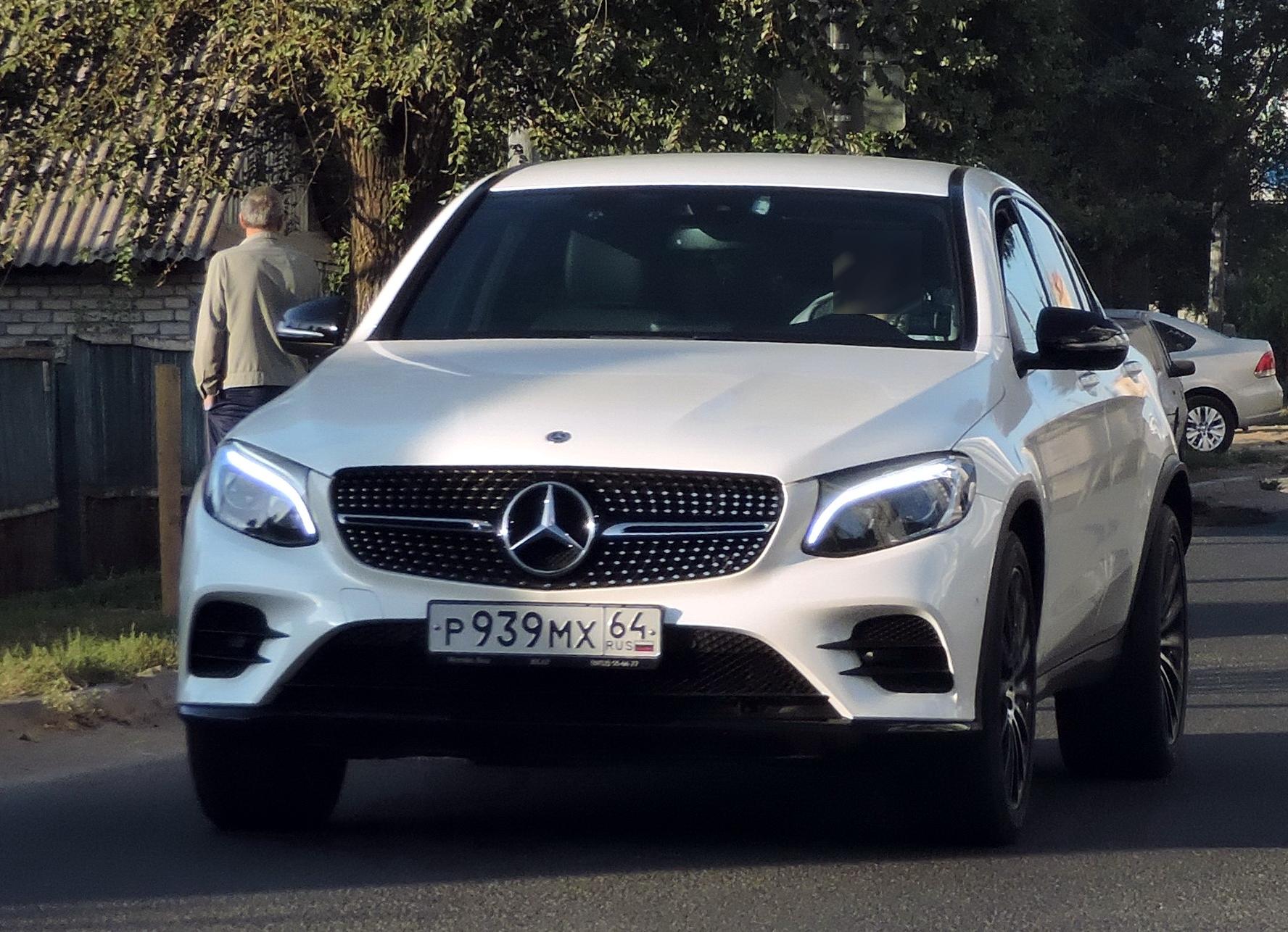 Автомобиль госномер Р939МХ64