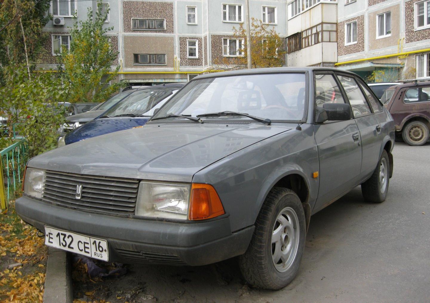 Автомобиль госномер Е132СЕ16