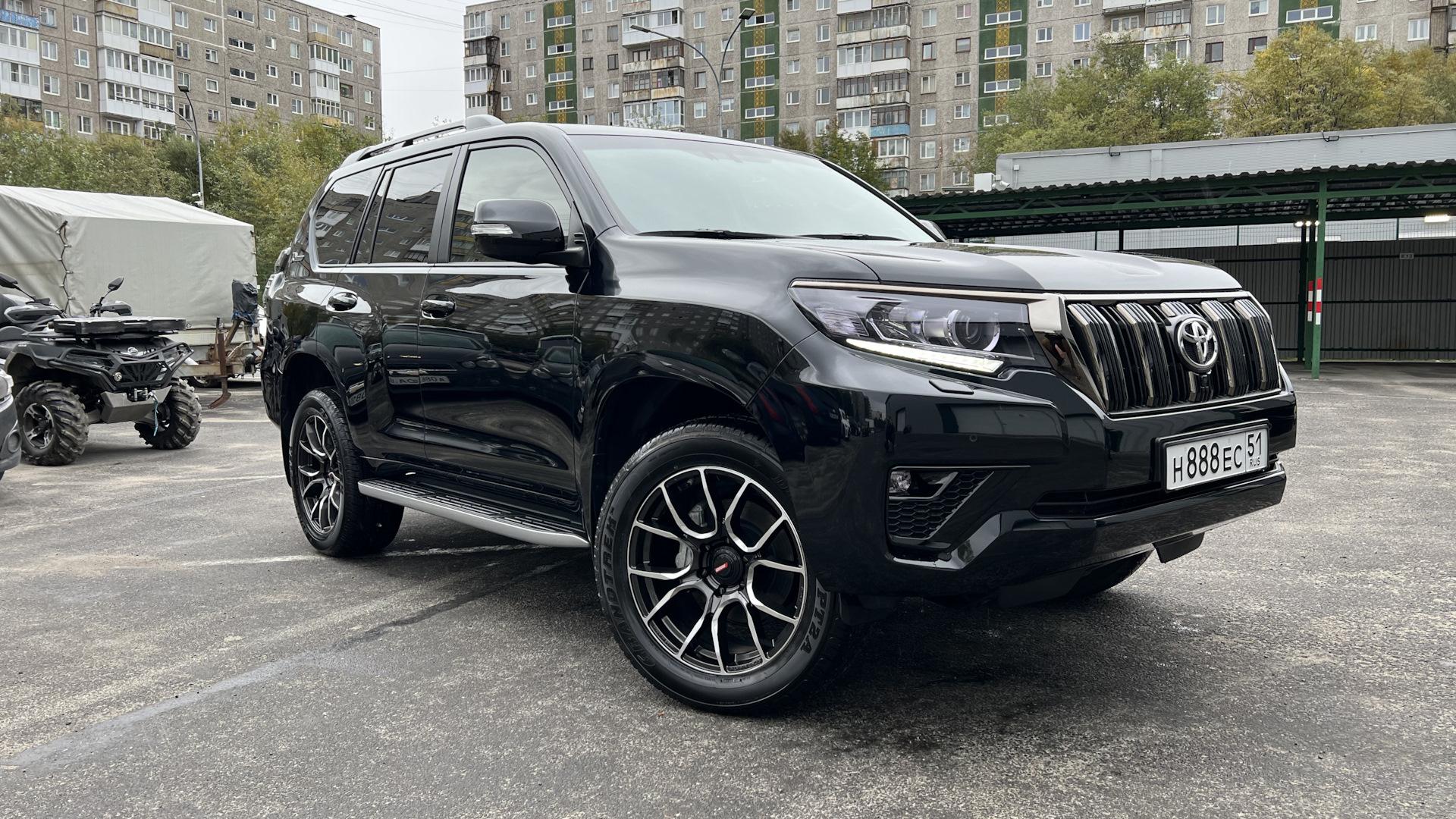 Автомобиль госномер Н888ЕС51