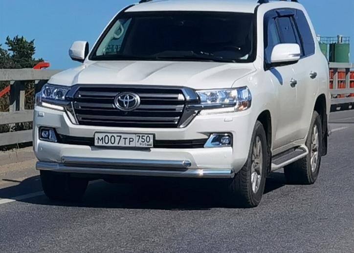 Автомобиль госномер М007ТР750