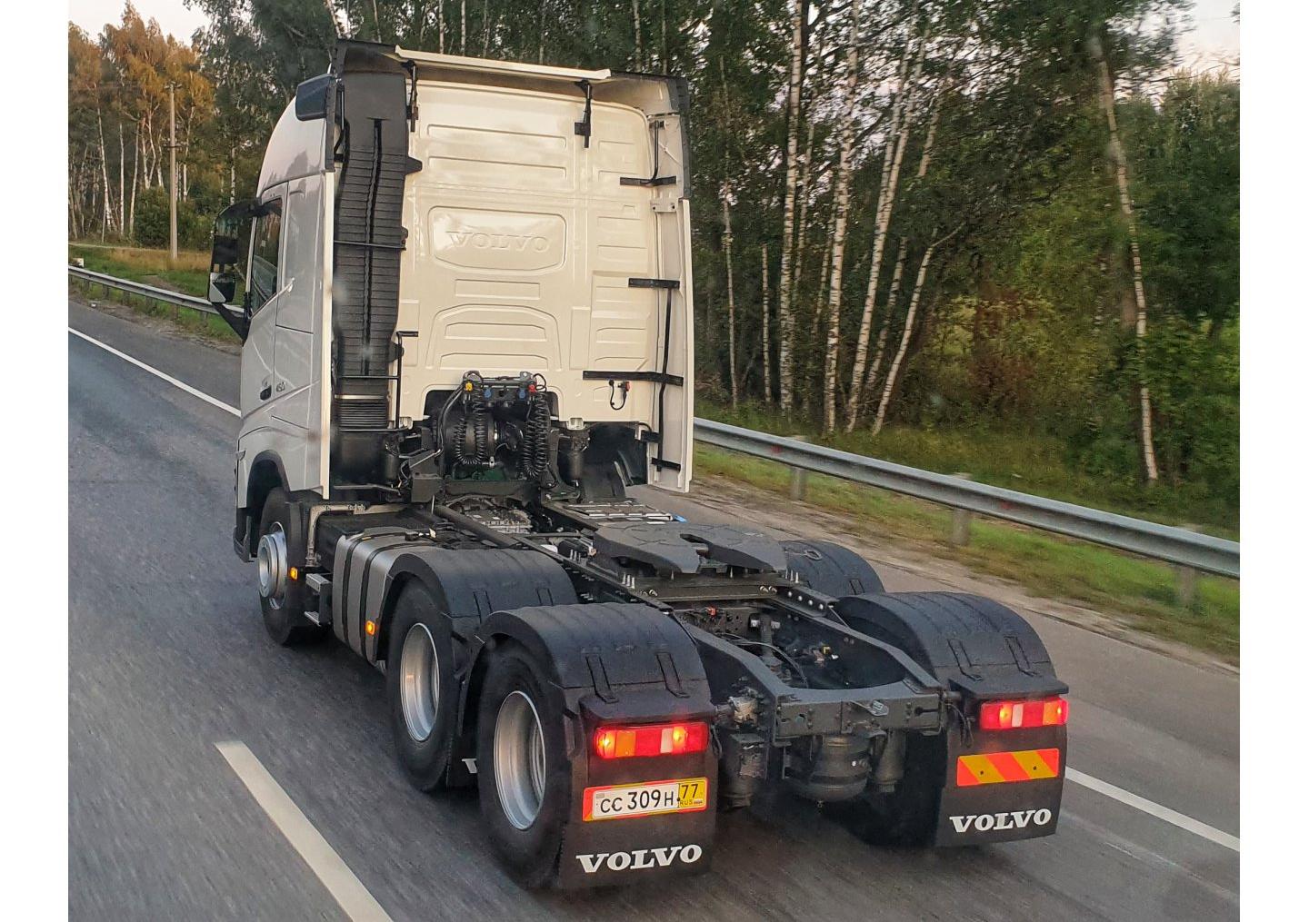 Автомобиль госномер СС309Н77