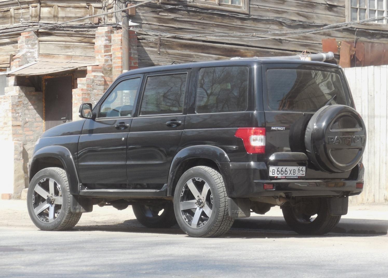 Автомобиль госномер В666ХВ64