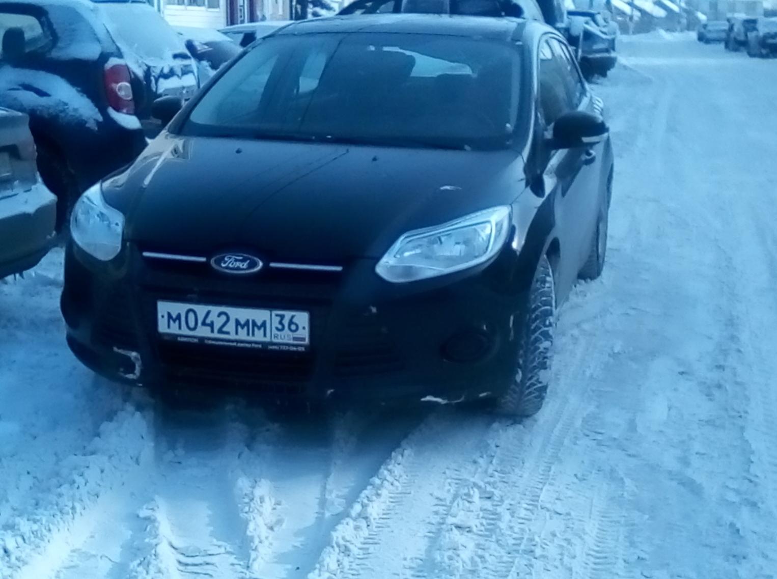 Автомобиль госномер М042ММ36