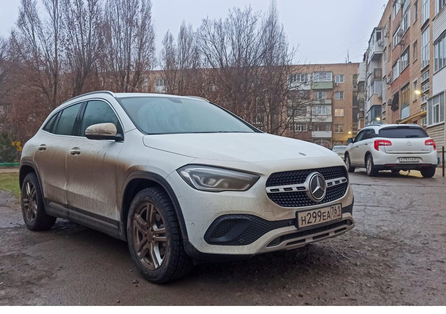 Автомобиль госномер Н299ЕА761
