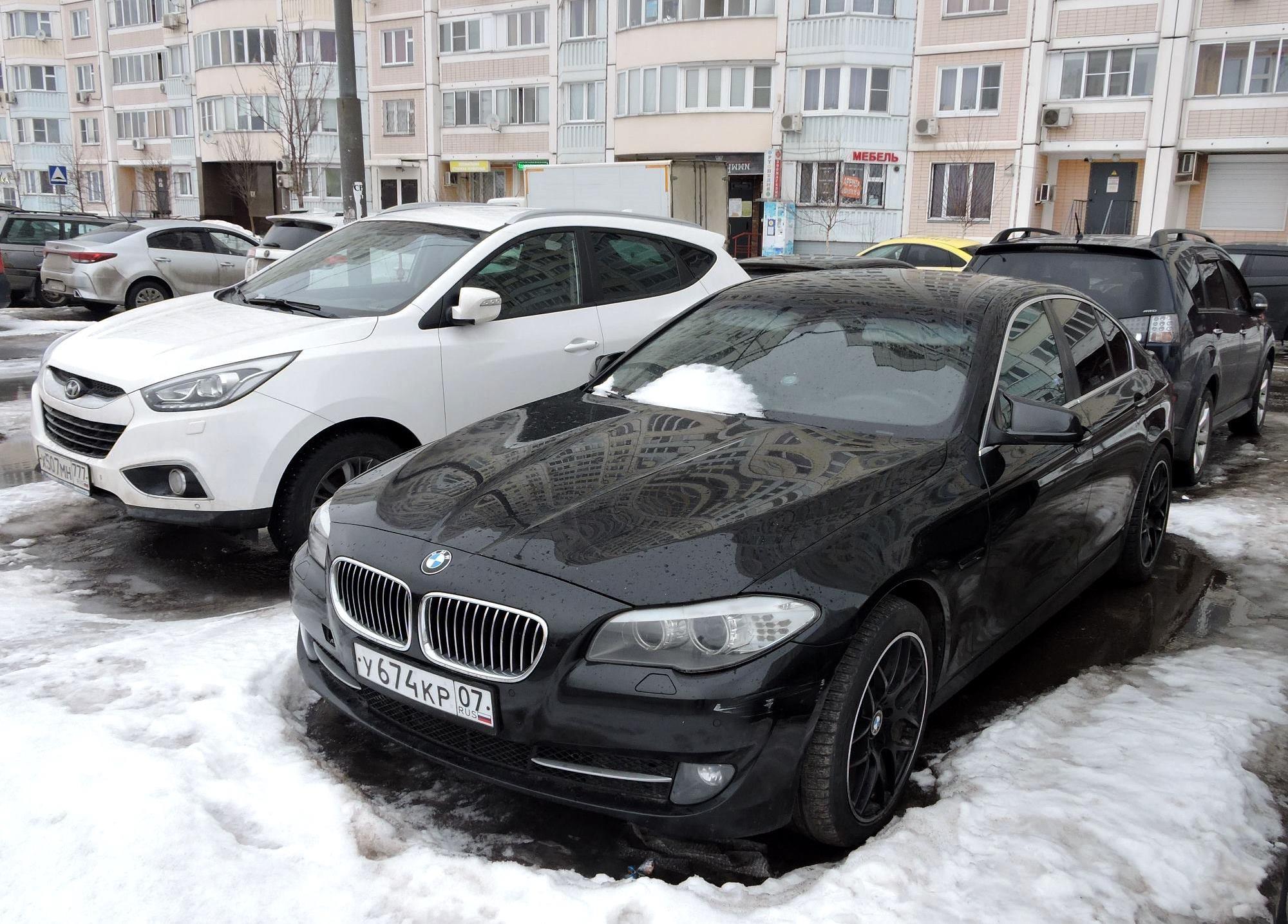 Автомобиль госномер У674КР07