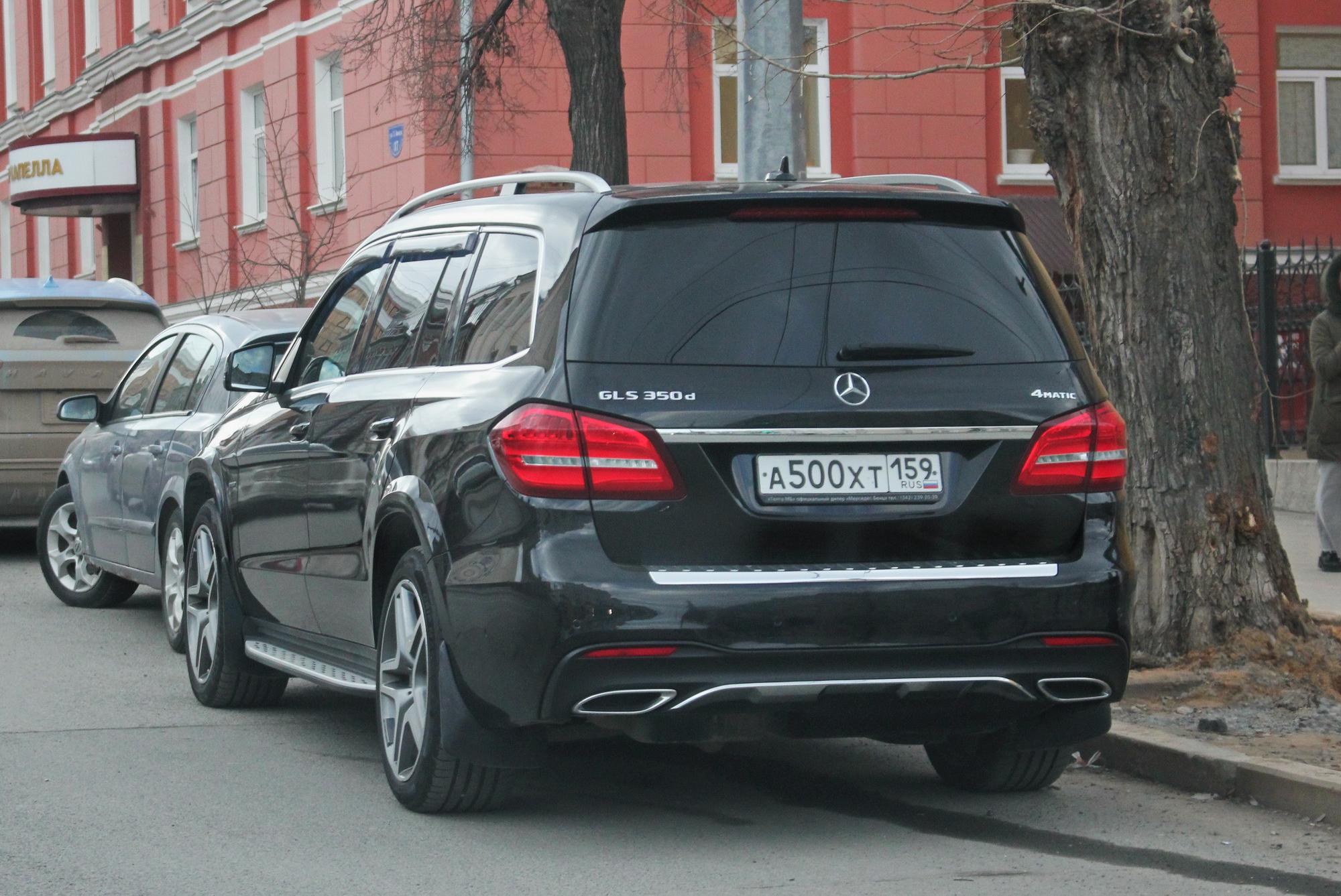 Автомобиль госномер А500ХТ159