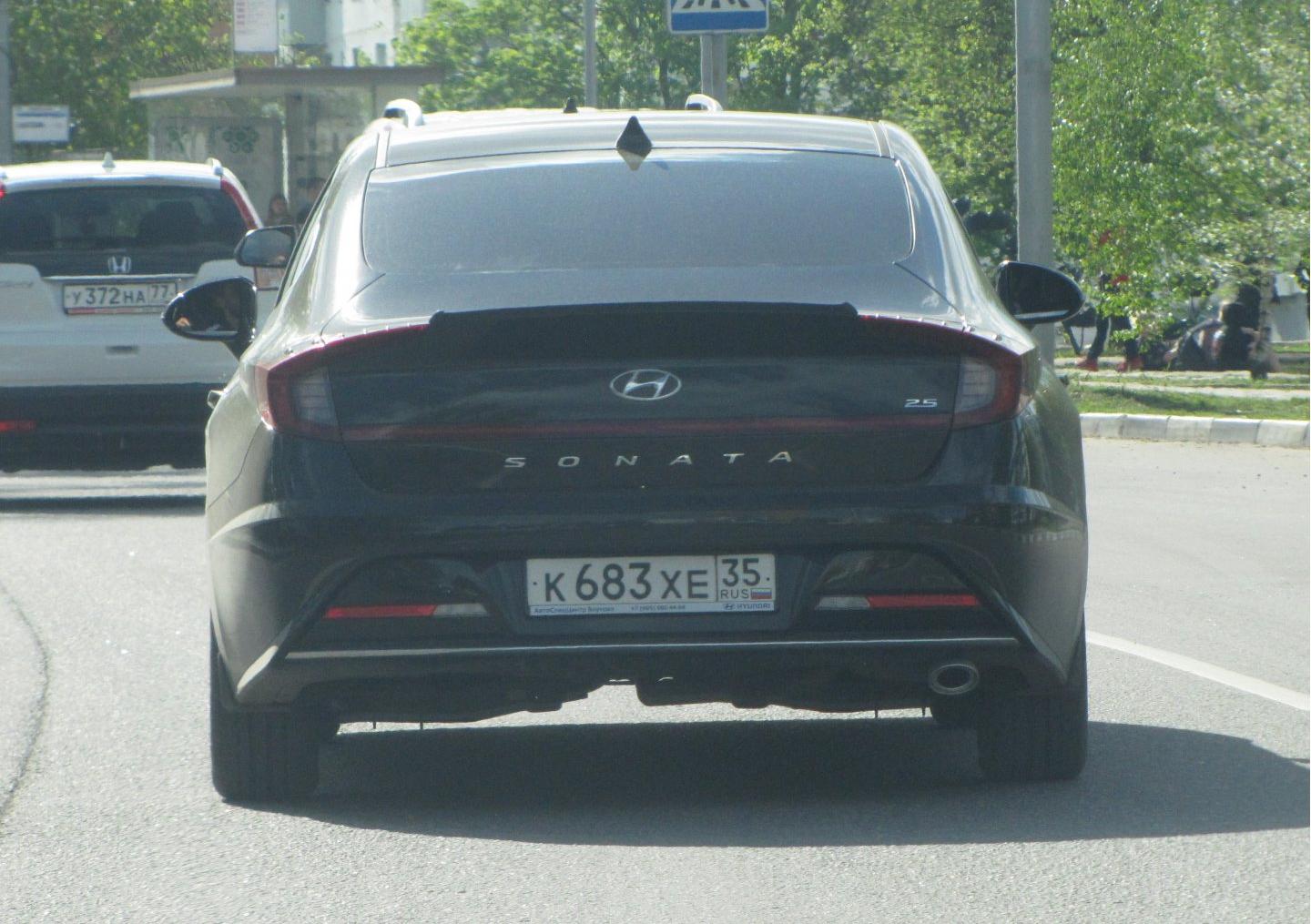 Автомобиль госномер К683ХЕ35