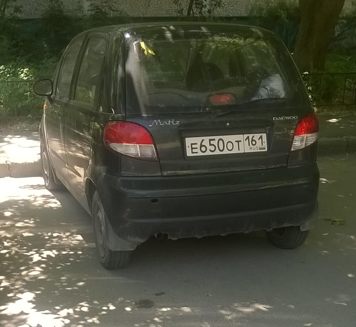 Автомобиль госномер Е650ОТ161