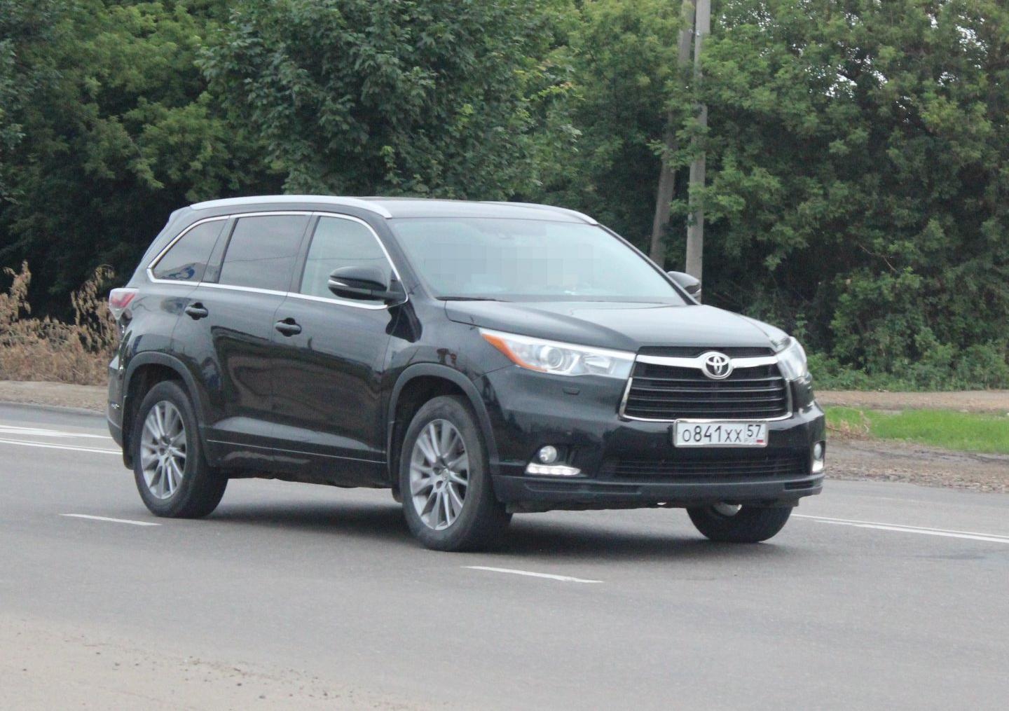 Автомобиль госномер О841ХХ57