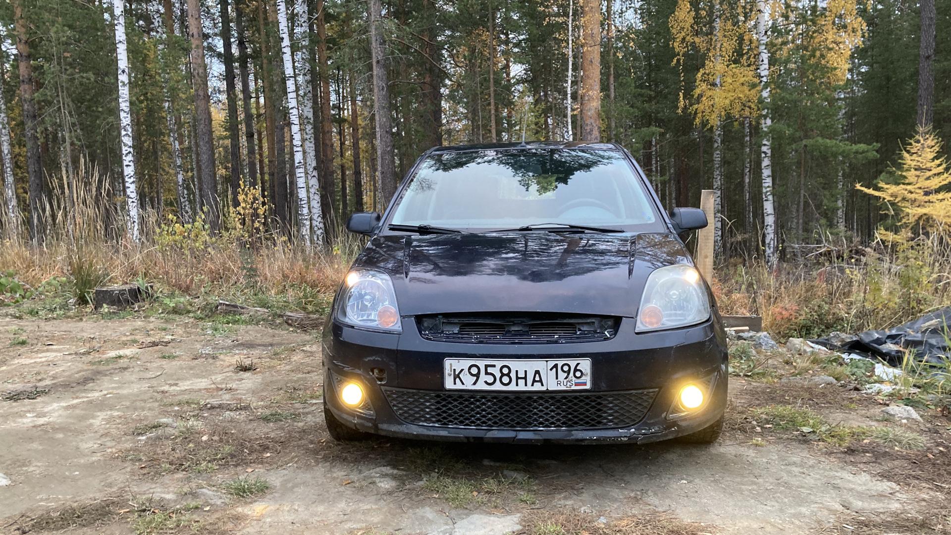 Автомобиль госномер К958НА196