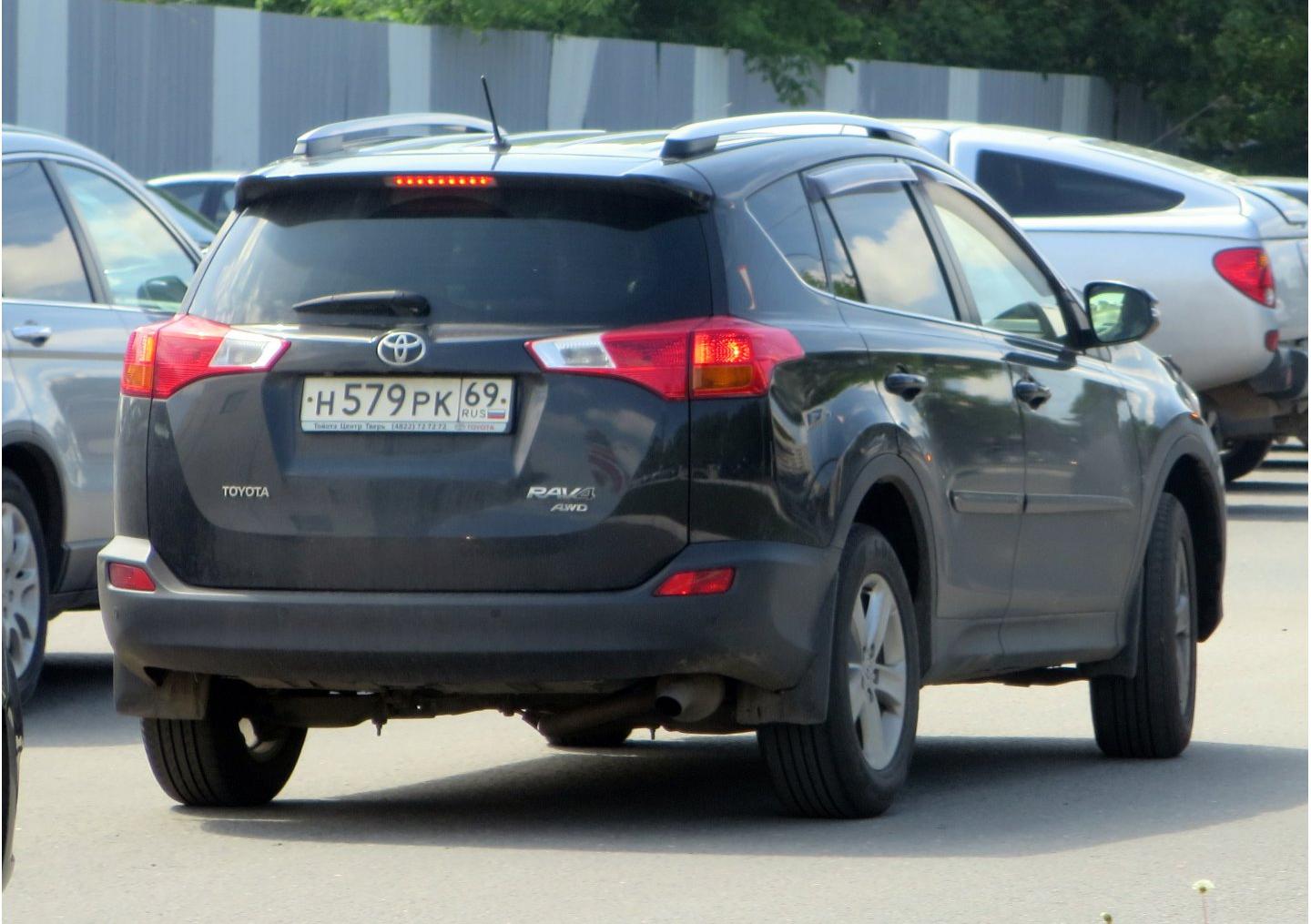 Автомобиль госномер Н579РК69