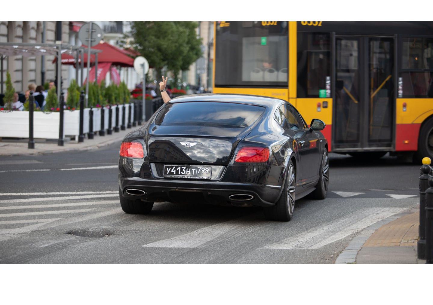 Автомобиль госномер У413НТ799