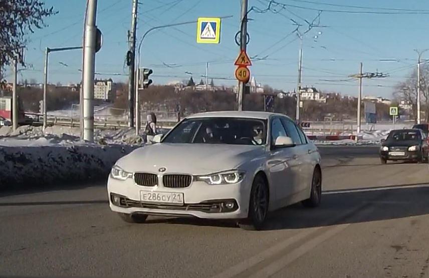 Автомобиль госномер Е286СУ21