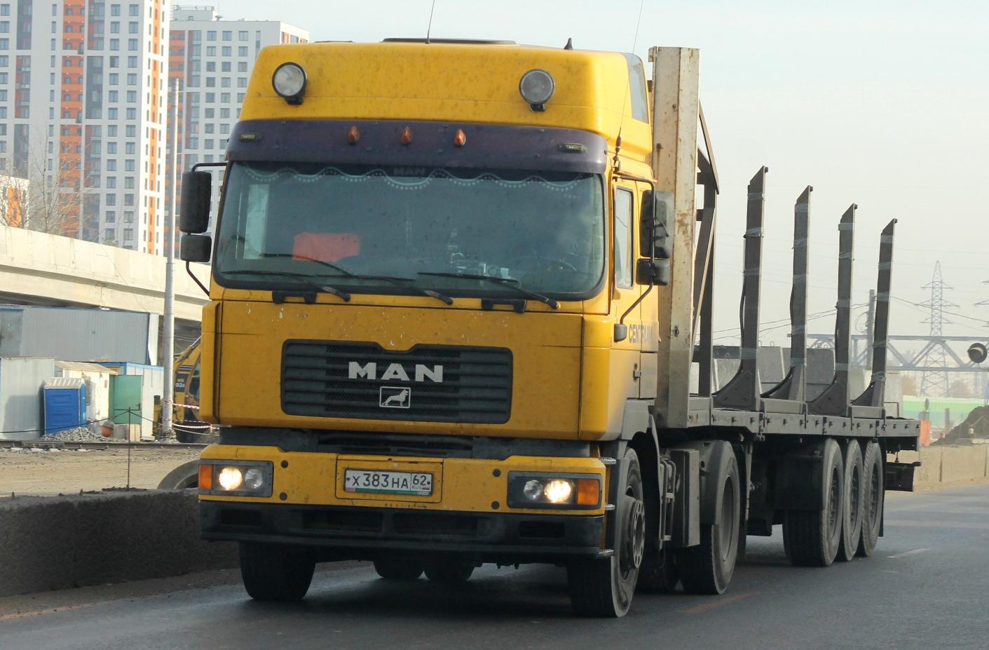 Автомобиль госномер Х383НА62