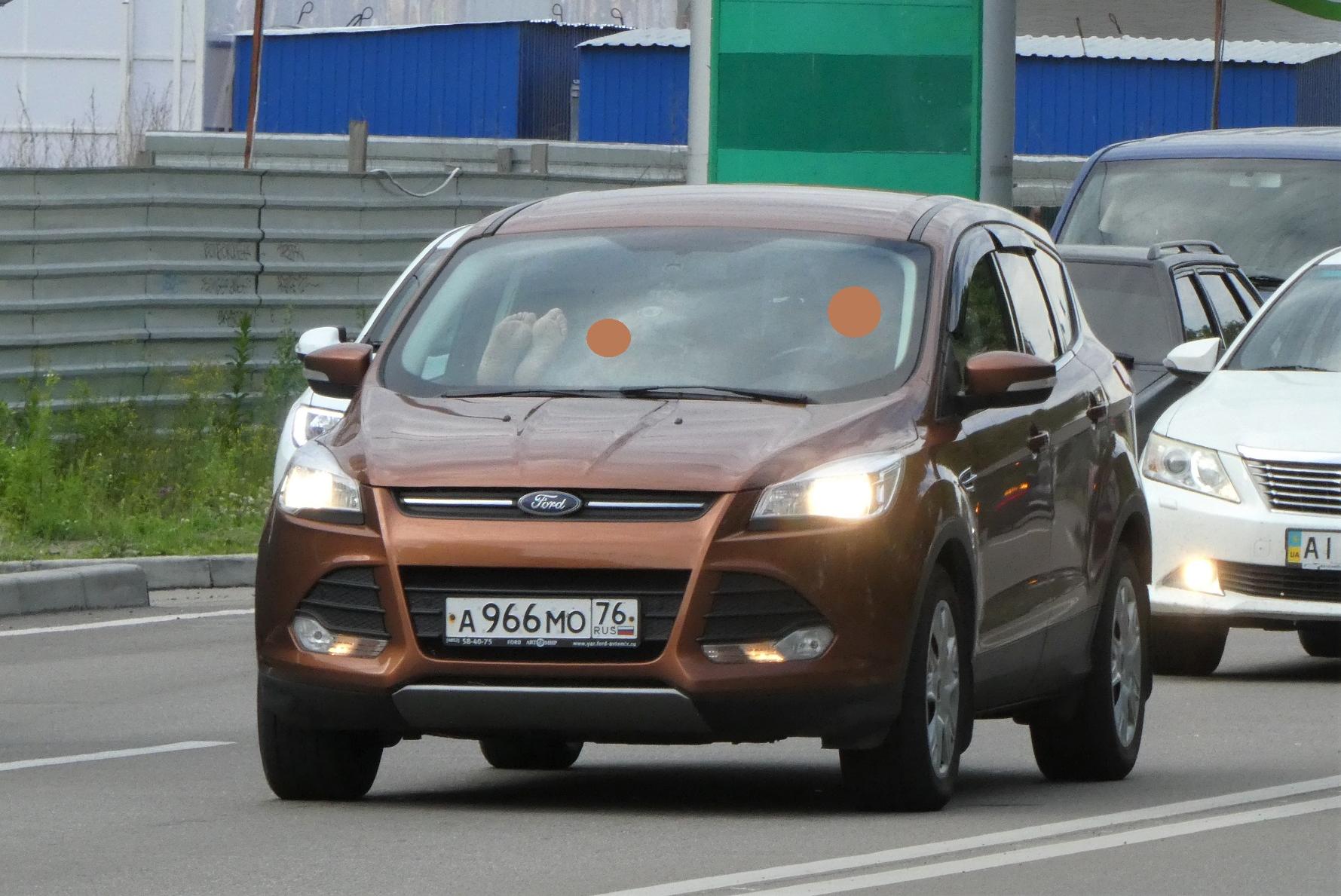 Автомобиль госномер А966МО76
