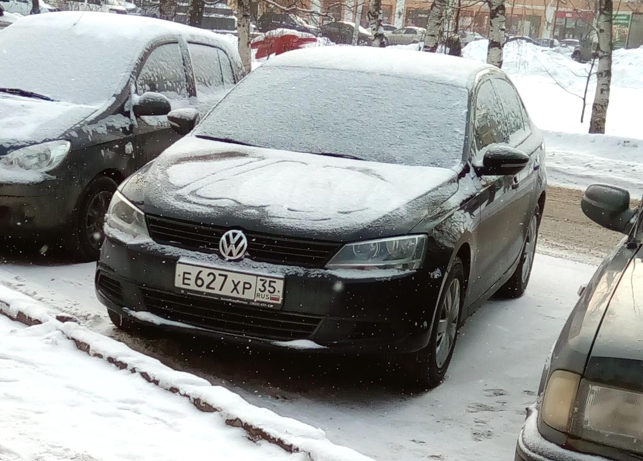Автомобиль госномер Е627ХР35