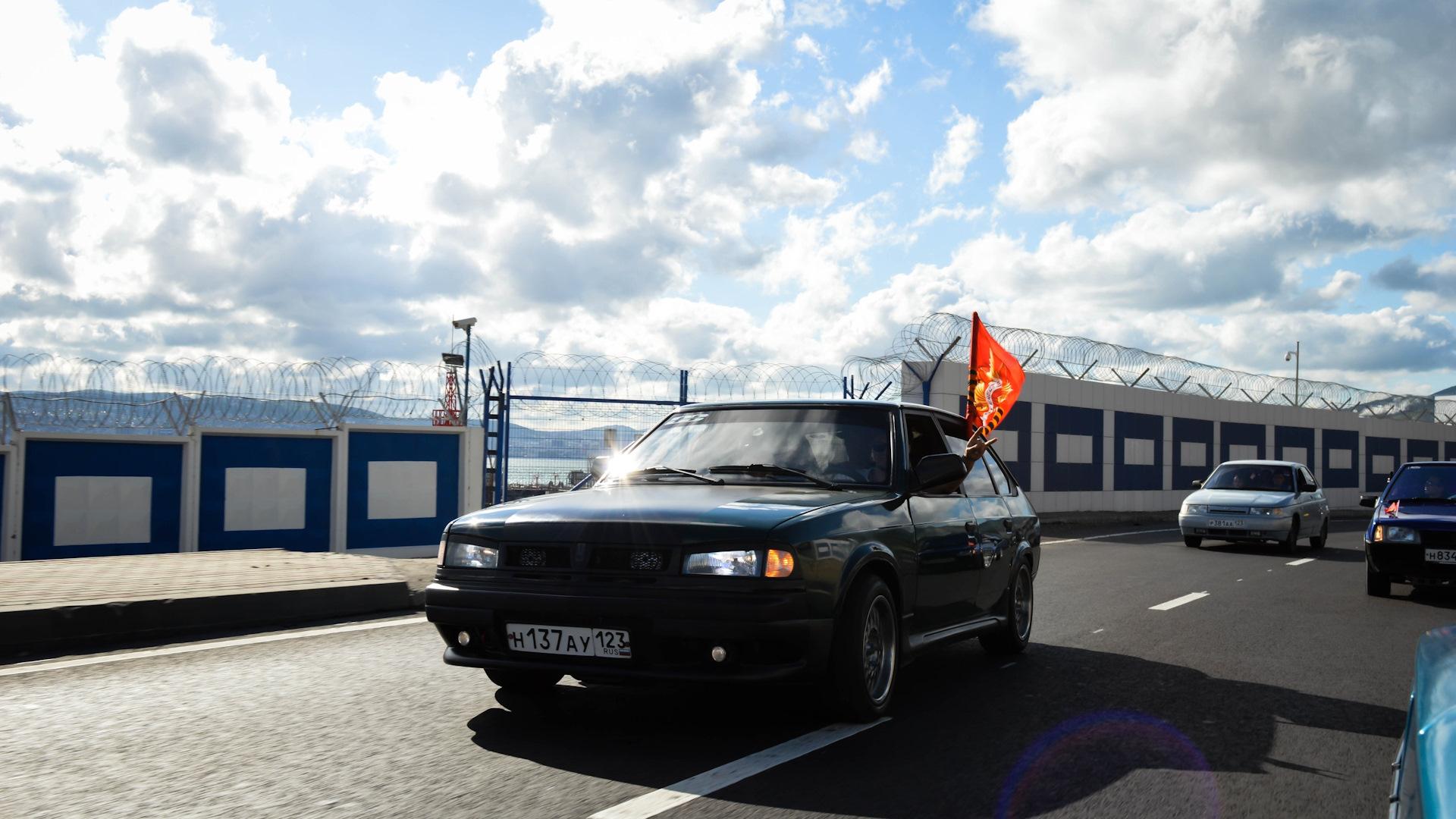 Автомобиль госномер Н137АУ123