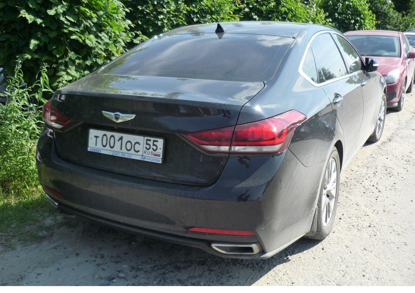 Автомобиль госномер Т001ОС55