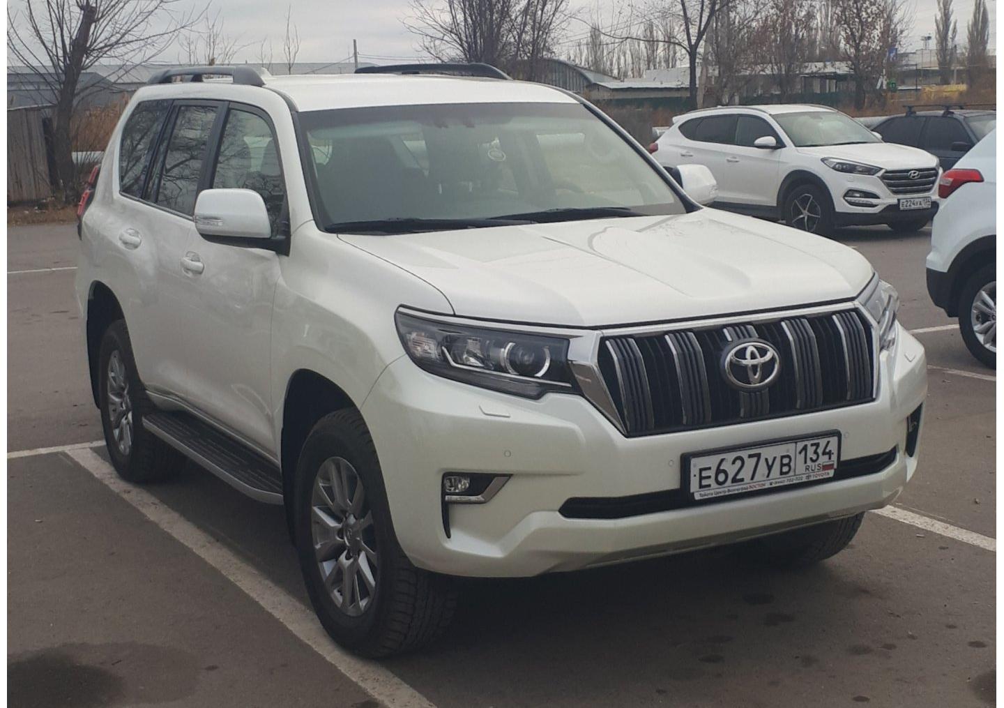 Автомобиль госномер Е627УВ134