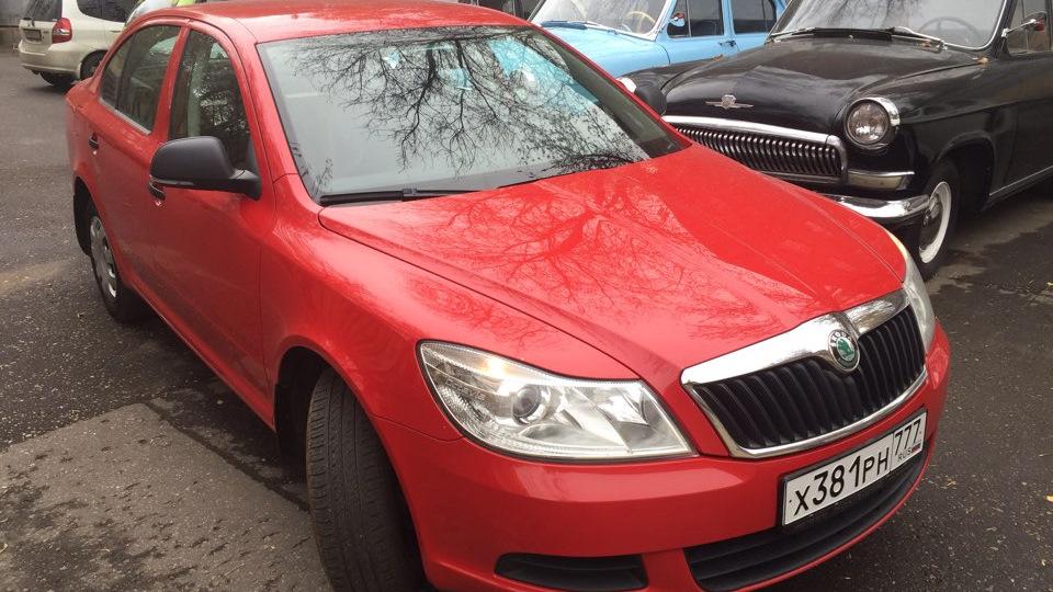 Автомобиль госномер Х381РН77