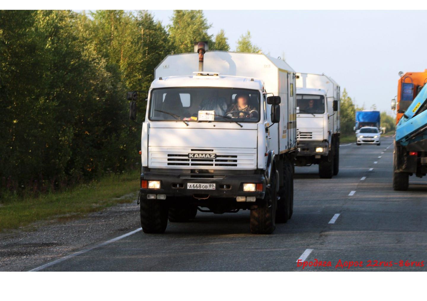 Автомобиль госномер А668ОВ89