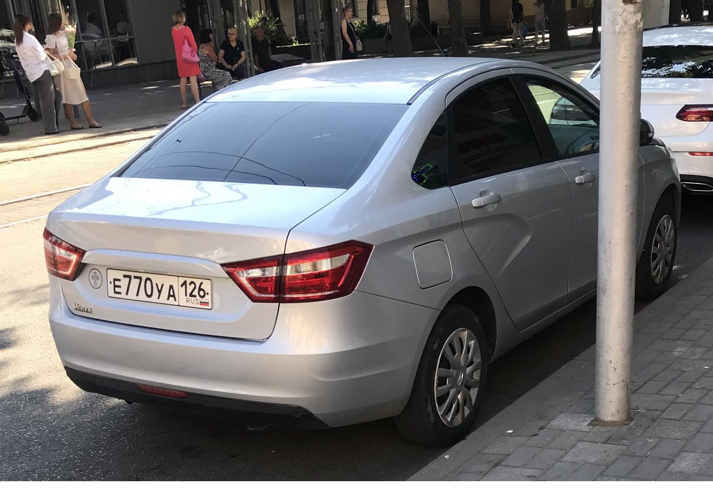 Автомобиль госномер Е770УА126
