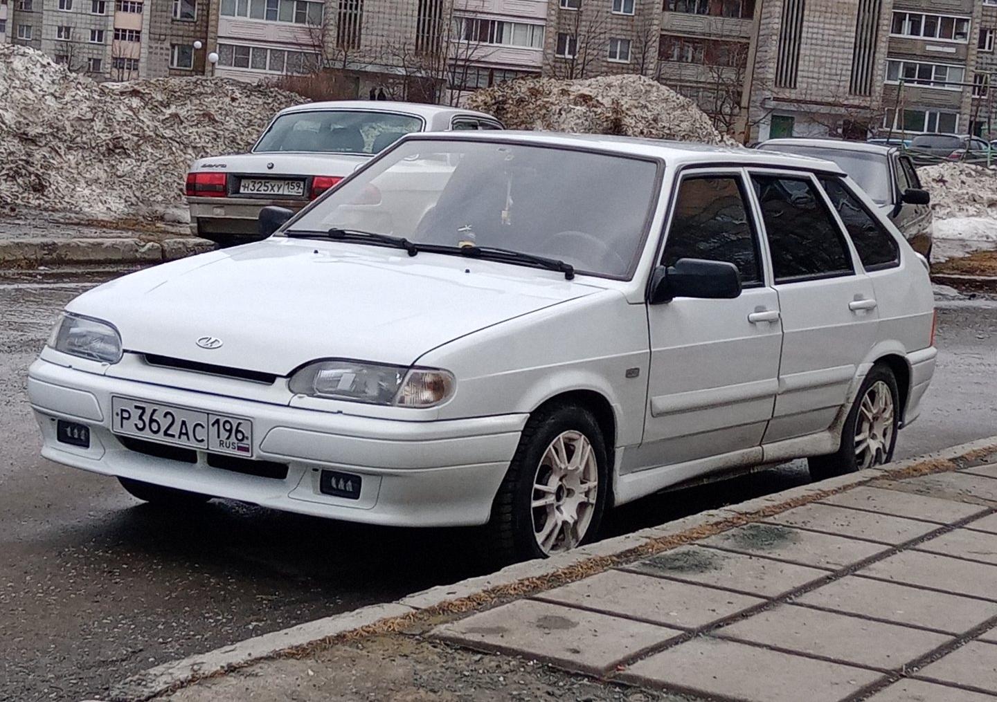 Автомобиль госномер Р362АС196
