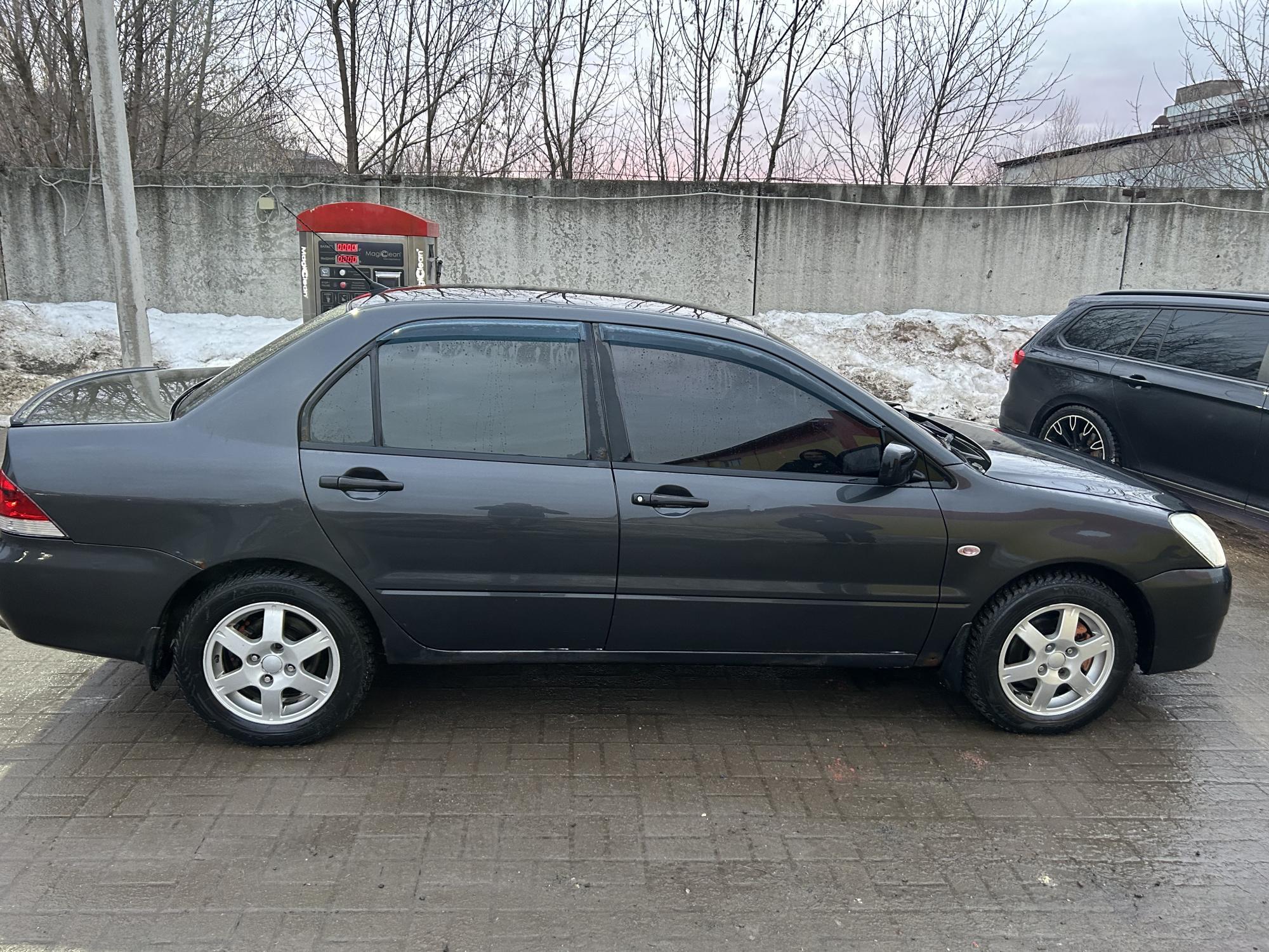 Автомобиль госномер Е534НН790