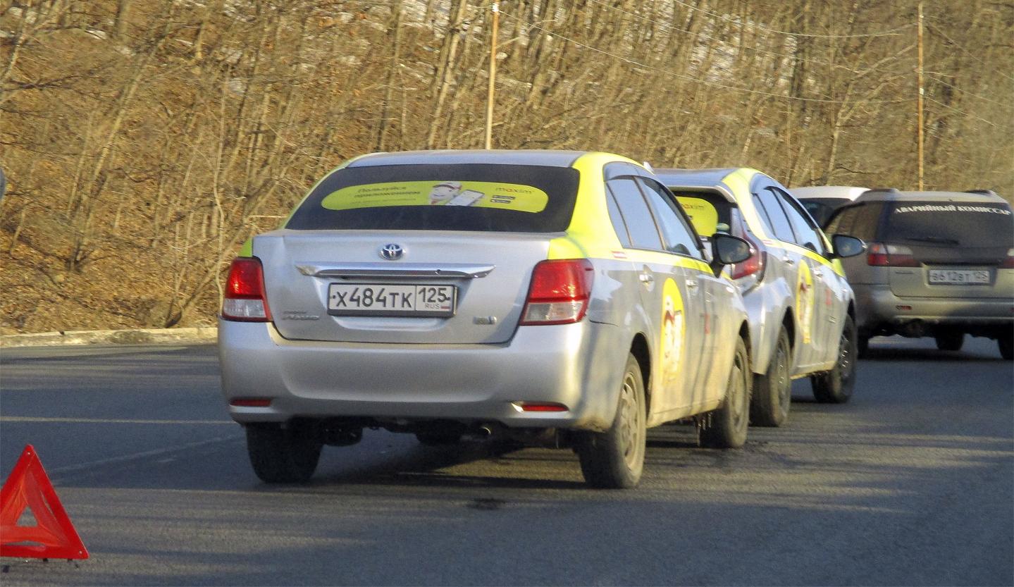 Автомобиль госномер Х484ТК125