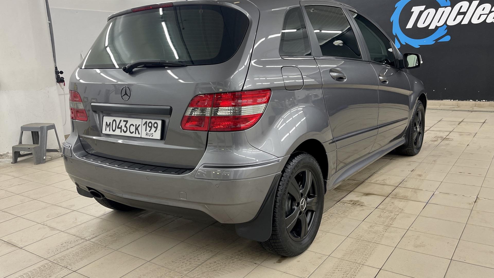 Автомобиль госномер М043СК199