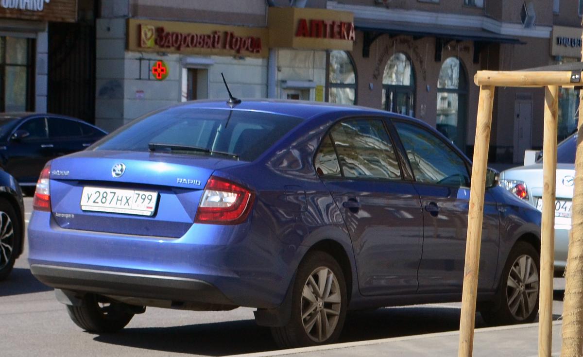 Автомобиль госномер У287НХ799