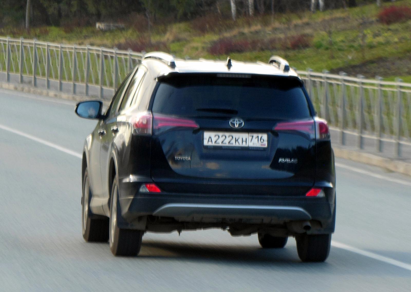 Автомобиль госномер А222КН716