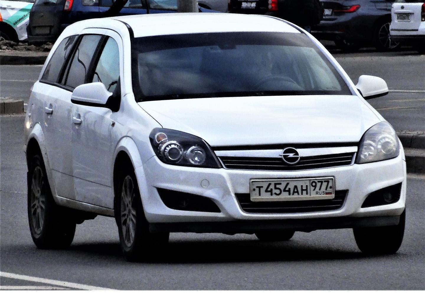 Автомобиль госномер Т454АН977