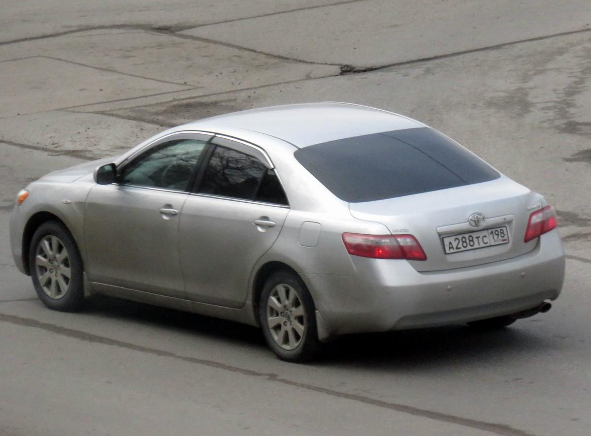 Автомобиль госномер А288ТС198